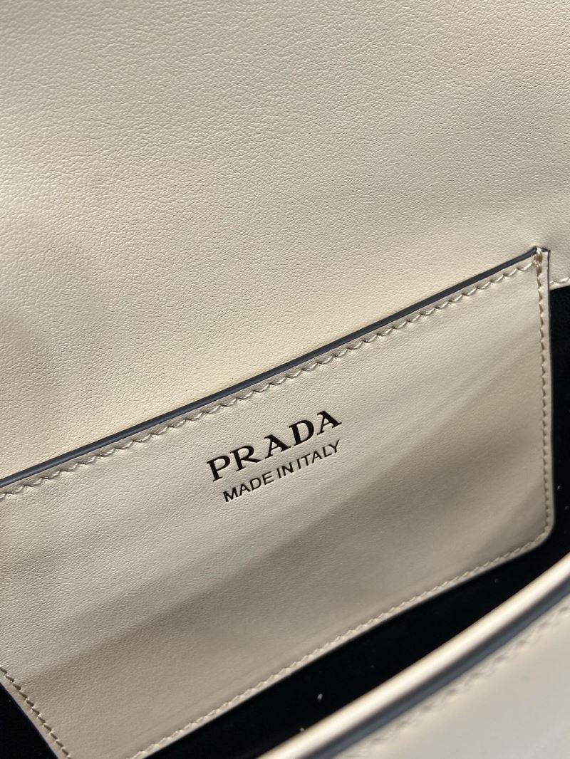 Pra*a hobo bags